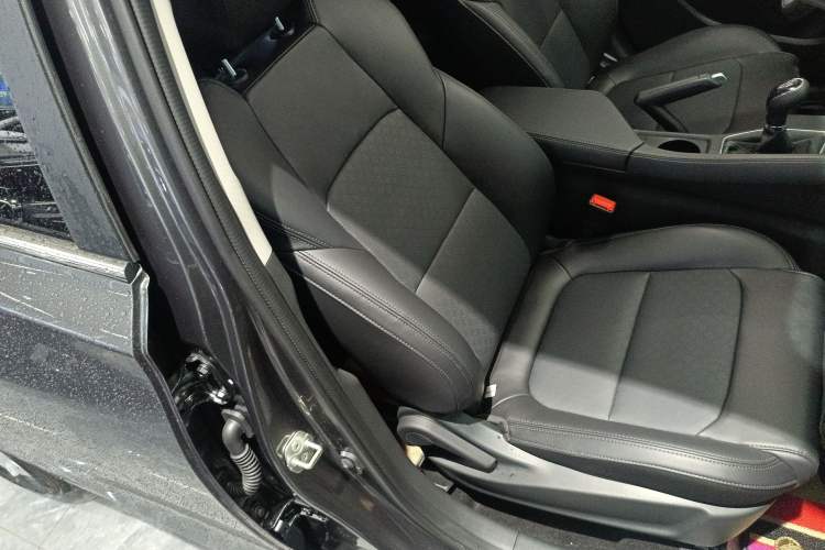 Used CHANGAN Eado 2025 PLUS 1.5L Manual Luxury Edition Right Front Seat