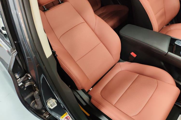 Used CHANGAN Eado 2025 PLUS 1.4T Dual-Clutch High-Energy Version Right Front Seat
