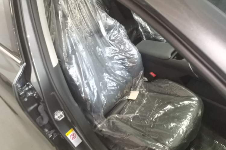 Used CHANGAN Eado 2025 Blue Whale 1.5T 500Bar Prestige Model Right Front Seat