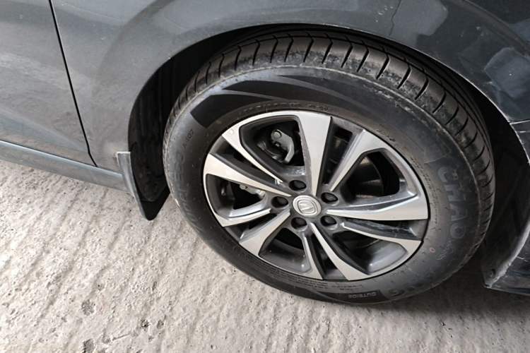 Used CHANGAN Eado 2025 PLUS 1.4T Dual-Clutch High-Energy Version Right Front Wheel Hub