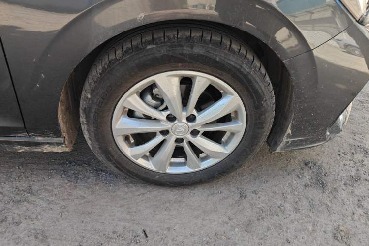 Used CHANGAN Eado 2025 PLUS 1.5L Manual Luxury Edition Right Front Wheel Hub