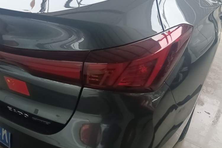 Used CHANGAN Eado 2025 PLUS 1.4T Dual-Clutch High-Energy Version Right Rear Taillight