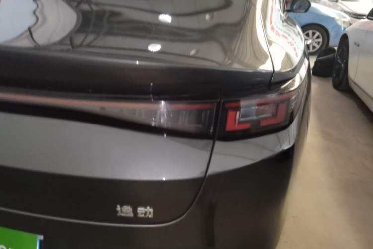 Used CHANGAN Eado 2025 Blue Whale 1.5T 500Bar Prestige Model Right Rear Taillight