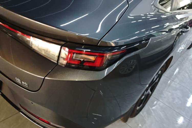 Used CHANGAN Eado 2025 Blue Whale 1.5T High-Energy Edition Right Rear Taillight