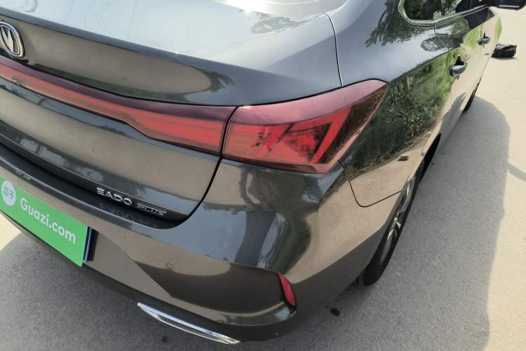 Used CHANGAN Eado 2025 PLUS 1.4T Dual-Clutch High-Energy Version Right Rear Taillight