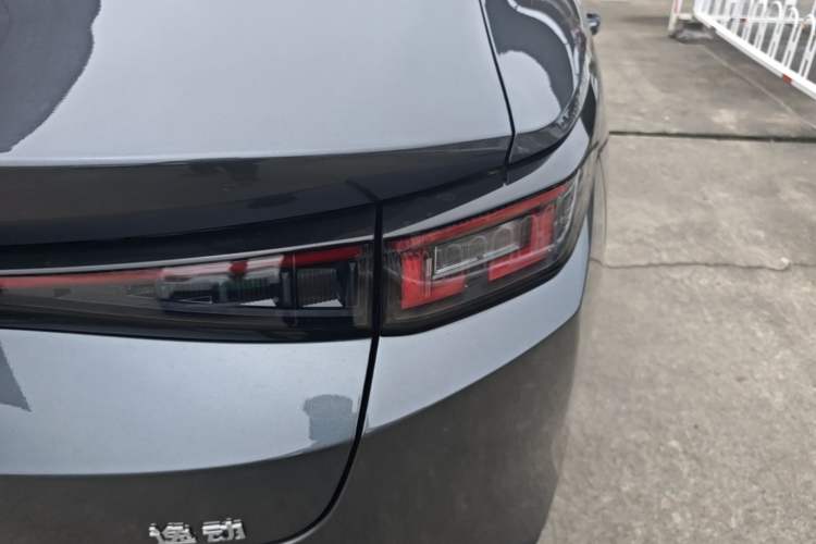 Used CHANGAN Eado 2025 Blue Whale 1.5T 500Bar Prestige Model Right Rear Taillight