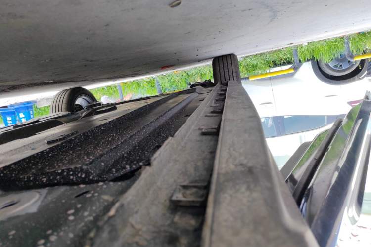 Used CHANGAN Eado 2025 Blue Whale 1.5T 500Bar Prestige Model Right Side Sill