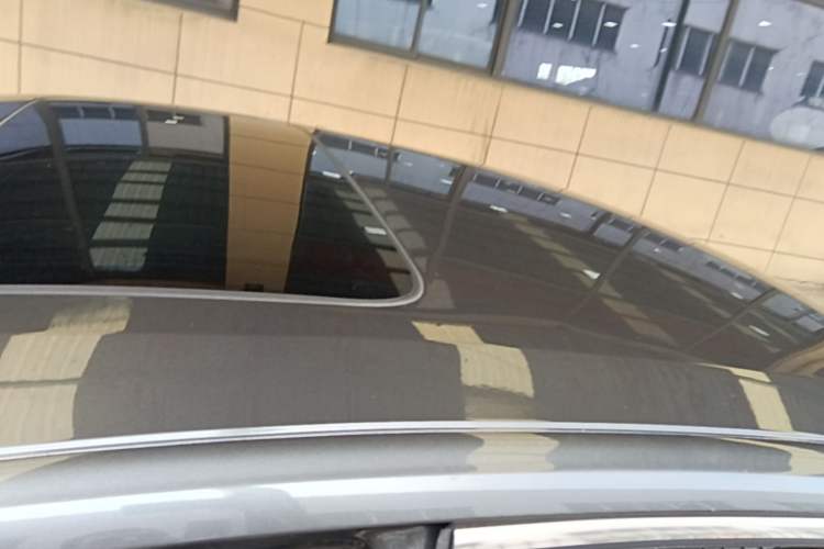 Used CHANGAN Eado 2025 Blue Whale 1.5T 500Bar Prestige Model Roof