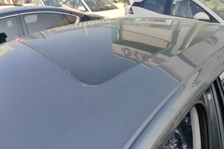 Used CHANGAN Eado 2025 Blue Whale 1.5T 500Bar Prestige Model Roof