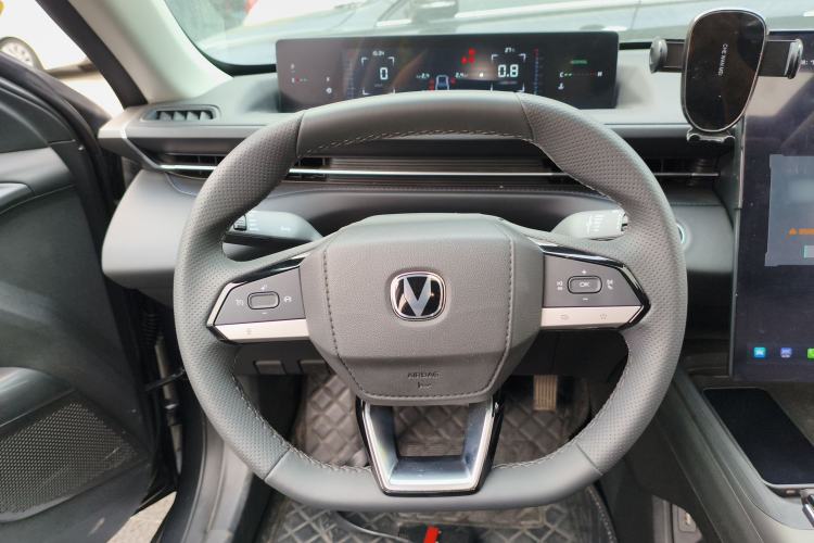 Used CHANGAN Eado 2025 Blue Whale 1.5T 500Bar Prestige Model Steering Wheel