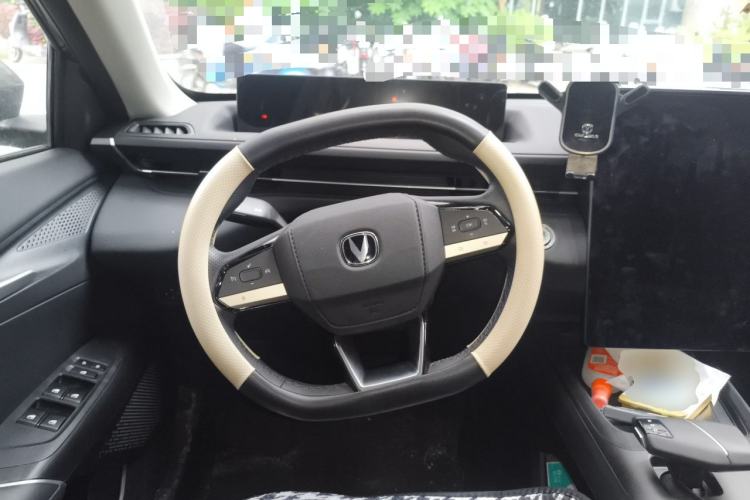 Used CHANGAN Eado 2025 Blue Whale 1.5T 500Bar Prestige Model Steering Wheel