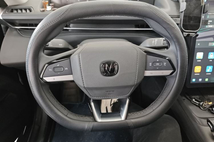 Used CHANGAN Eado 2025 Blue Whale 1.5T 500Bar Prestige Model Steering Wheel
