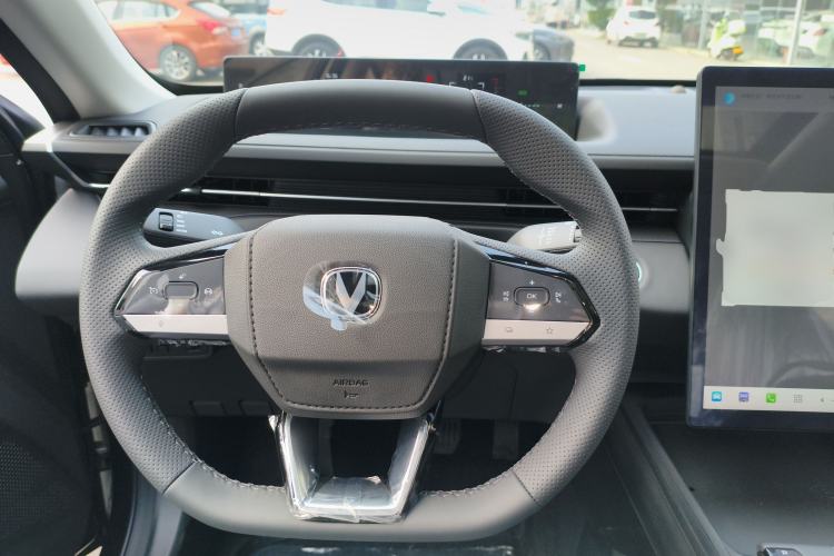 Used CHANGAN Eado 2025 Blue Whale 1.5T 500Bar Prestige Model Steering Wheel