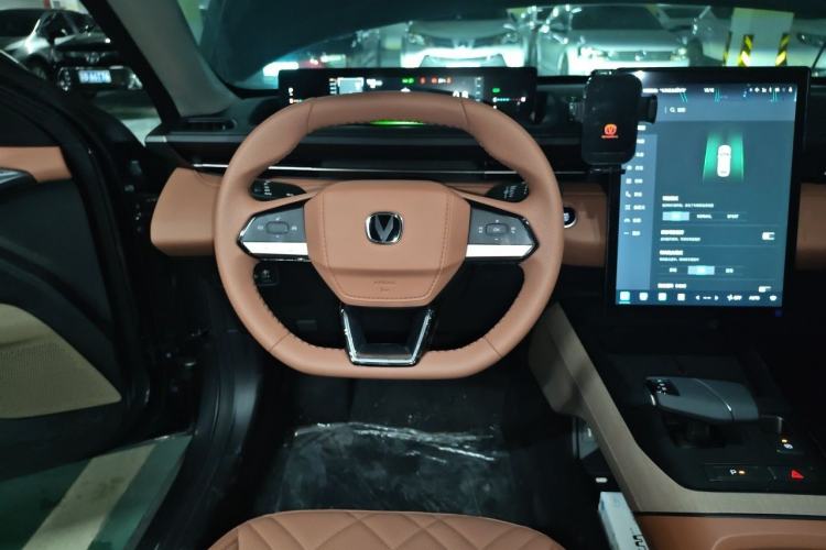Used CHANGAN Eado 2025 Blue Whale 1.5T 500Bar Flagship Model Steering Wheel