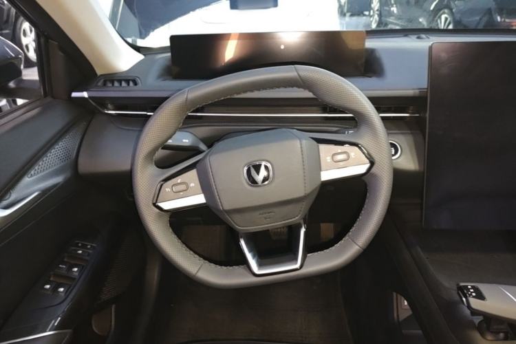 Used CHANGAN Eado 2025 Blue Whale 1.5T High-Energy Edition Steering Wheel