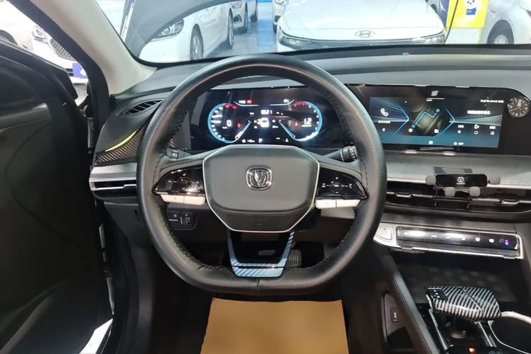 Used CHANGAN Eado 2025 PLUS 1.4T Dual-Clutch High-Energy Version Steering Wheel