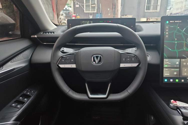 Used CHANGAN Eado 2025 Blue Whale 1.5T 500Bar Prestige Model Steering Wheel