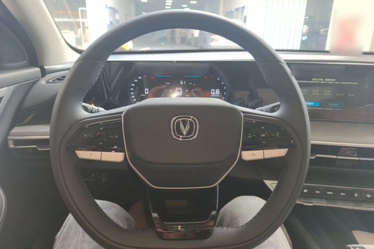 Used CHANGAN Eado 2025 PLUS 1.4T Dual-Clutch High-Energy Version Steering Wheel