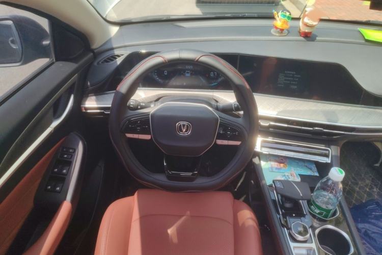 Used CHANGAN Eado 2025 PLUS 1.4T Dual-Clutch High-Energy Version Steering Wheel