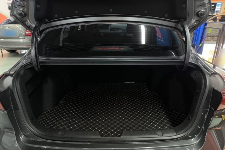Used CHANGAN Eado 2025 PLUS 1.4T Dual-Clutch High-Energy Version Trunk