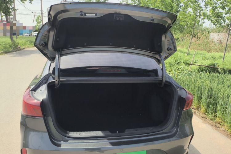 Used CHANGAN Eado 2025 PLUS 1.4T Dual-Clutch High-Energy Version Trunk
