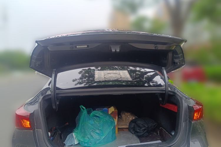 Used CHANGAN Eado 2025 PLUS 1.4T Dual-Clutch High-Energy Version Trunk