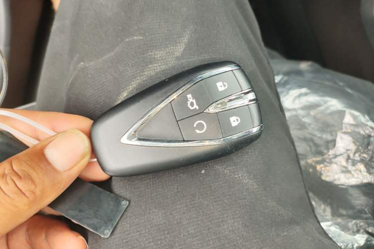 Used CHANGAN Eado 2025 Blue Whale 1.5T 500Bar Prestige Model Vehicle Key