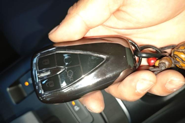 Used CHANGAN Eado 2025 Blue Whale 1.5T High-Energy Edition Vehicle Key