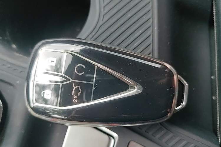 Used CHANGAN Eado 2025 PLUS 1.4T Dual-Clutch High-Energy Version Vehicle Key