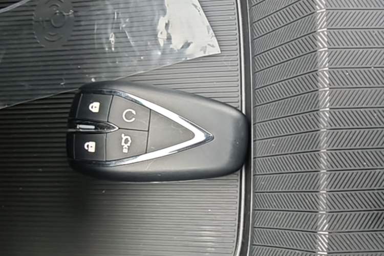 Used CHANGAN Eado 2025 Blue Whale 1.5T 500Bar Prestige Model Vehicle Key