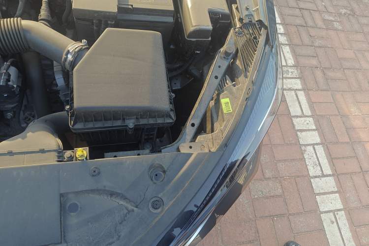 Used CHANGAN Eado 2025 PLUS 1.5L Manual Luxury Edition Engine Bay Left