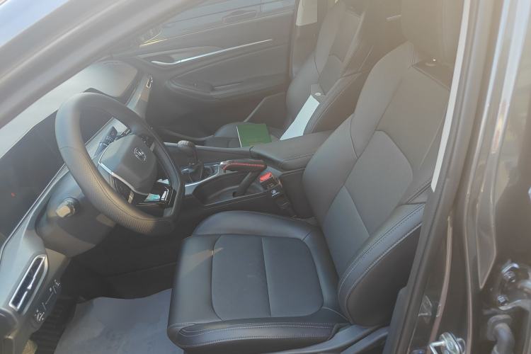 Used CHANGAN Eado 2025 PLUS 1.5L Manual Luxury Edition Left Front Seat