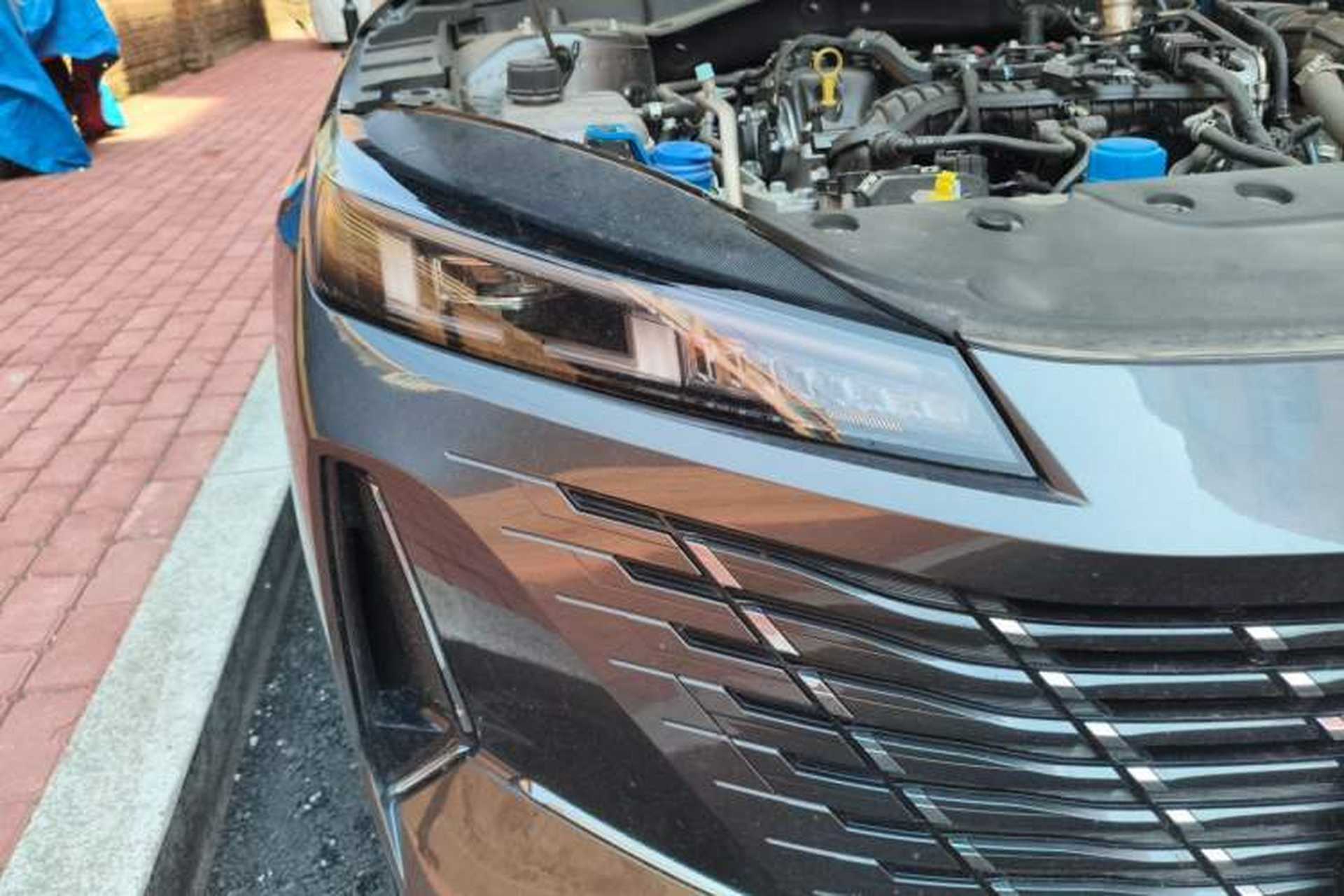 Used CHANGAN Eado 2025 Blue Whale 1.5T 500Bar Prestige Model Right Front Headlight