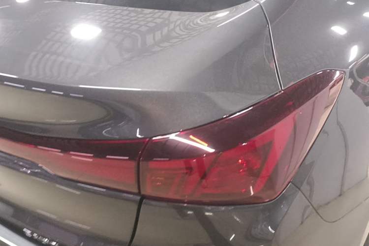 Used CHANGAN Eado 2025 PLUS 1.4T Dual-Clutch High-Energy Version Right Rear Taillight