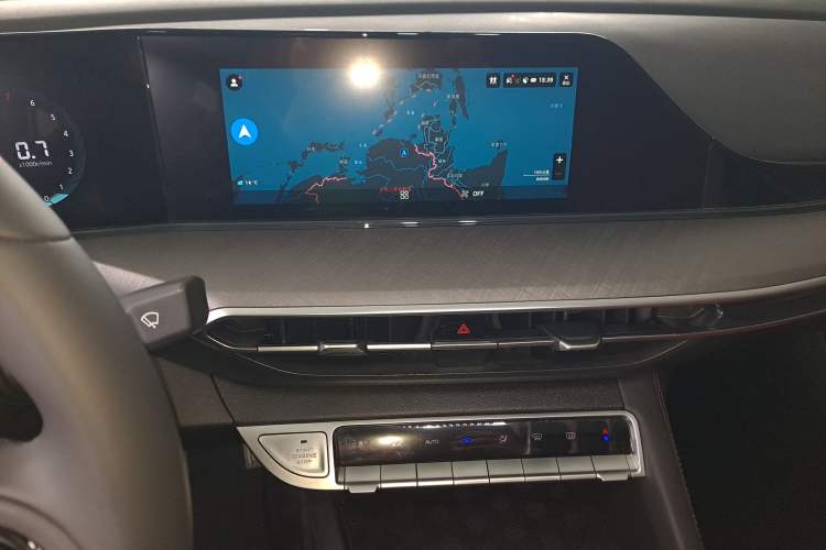 Used CHANGAN Eado 2025 PLUS 1.4T Dual-Clutch High-Energy Version Audio And AC Panel