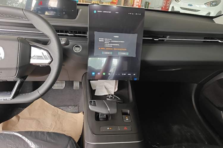 Used CHANGAN Eado 2025 Blue Whale 1.5T 500Bar Prestige Model Audio And AC Panel