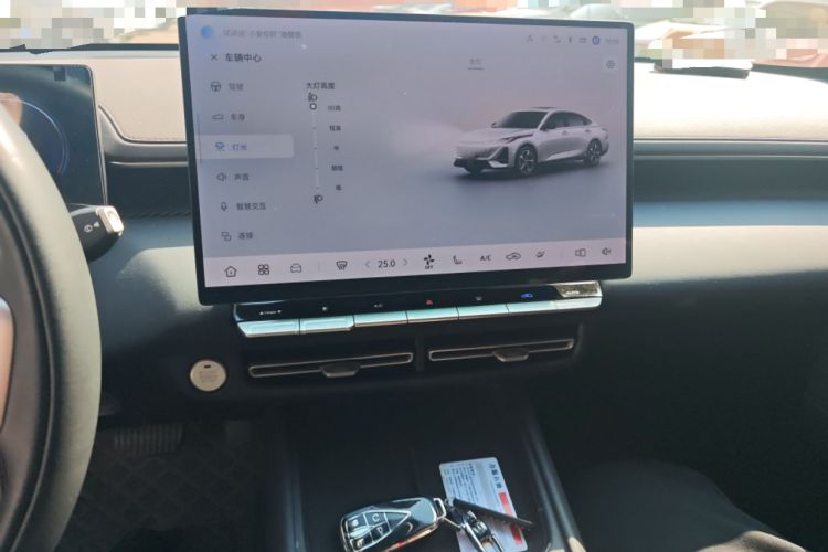 Used CHANGAN Eado 2025 Blue Whale 1.5T 500Bar Prestige Model Audio And AC Panel