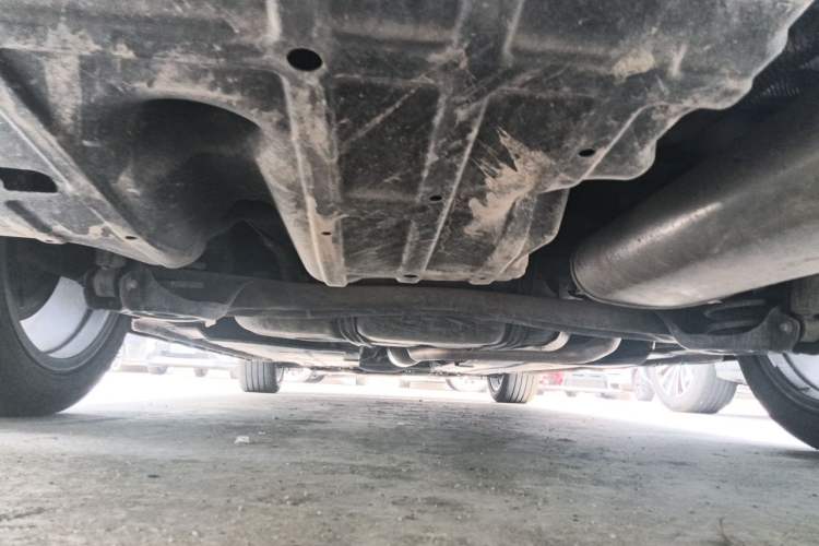 Used CHANGAN Eado 2025 Blue Whale 1.5T 500Bar Flagship Model Chassis Rear