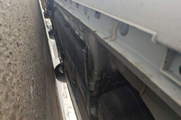 Used CHANGAN Eado 2025 PLUS 1.4T Dual-Clutch High-Energy Version Chassis Rear Left