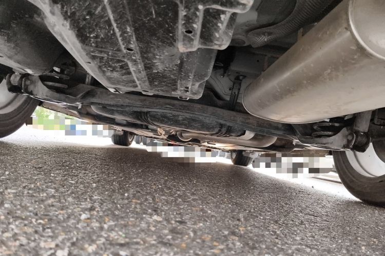 Used CHANGAN Eado 2025 Blue Whale 1.5T 500Bar Flagship Model Chassis Rear
