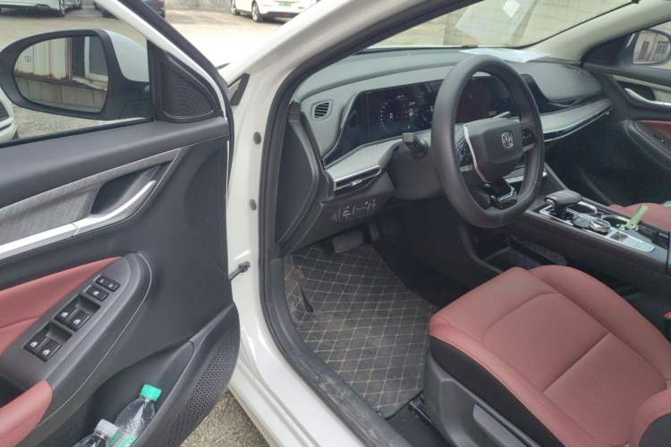 Used CHANGAN Eado 2025 PLUS 1.4T Dual-Clutch High-Energy Version Driver Seat