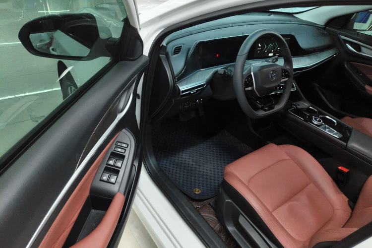 Used CHANGAN Eado 2025 PLUS 1.4T Dual-Clutch High-Energy Version Driver Seat