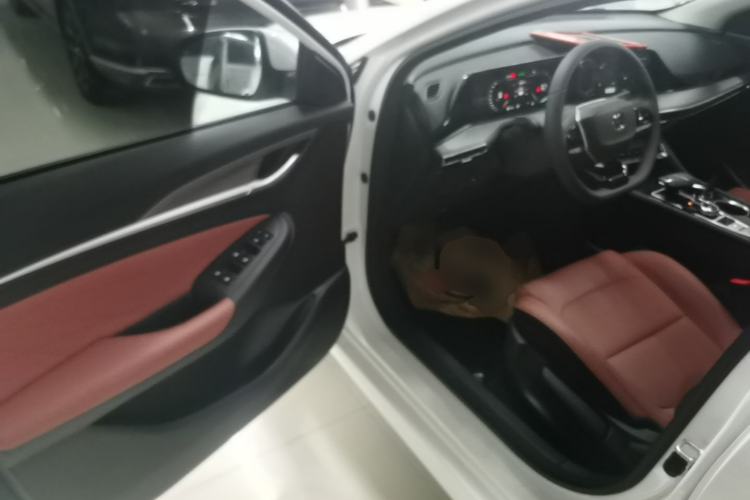 Used CHANGAN Eado 2025 PLUS 1.4T Dual-Clutch High-Energy Version Driver Seat