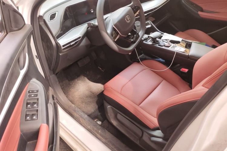 Used CHANGAN Eado 2025 PLUS 1.4T Dual-Clutch High-Energy Version Driver Seat
