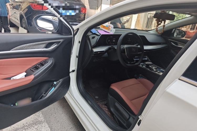 Used CHANGAN Eado 2025 PLUS 1.4T Dual-Clutch High-Energy Version Driver Seat