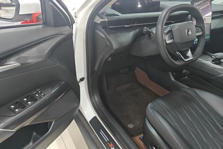 Used CHANGAN Eado 2025 Blue Whale 1.5T 500Bar Flagship Model Driver Seat