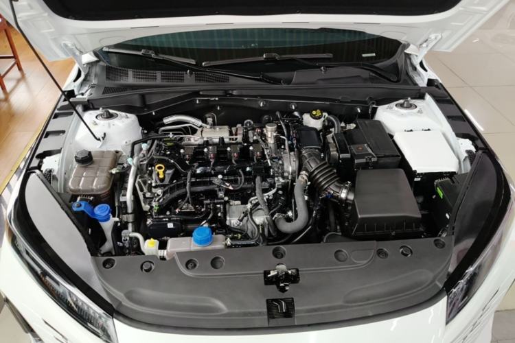 Used CHANGAN Eado 2025 Blue Whale 1.5T 500Bar Prestige Model Engine Bay