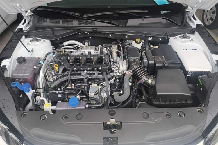 Used CHANGAN Eado 2025 Blue Whale 1.5T 500Bar Prestige Model Engine Bay