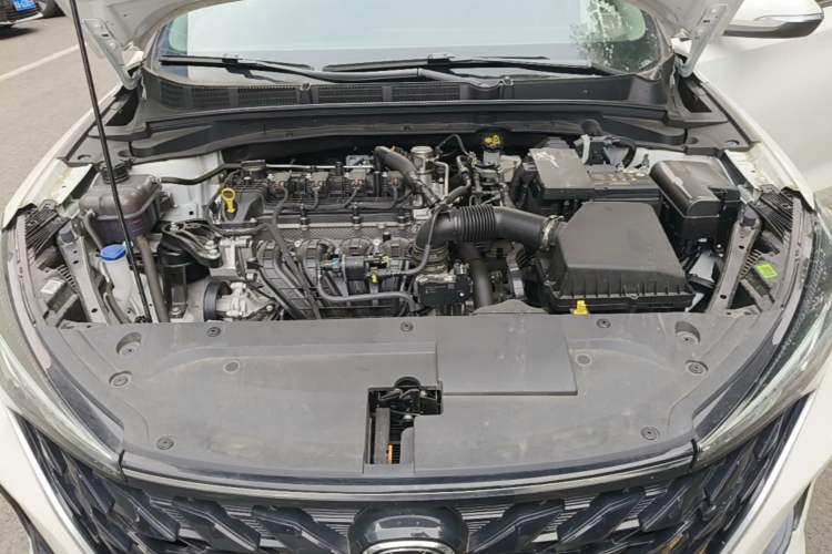 Used CHANGAN Eado 2025 PLUS 1.5L Manual Luxury Edition Engine Bay