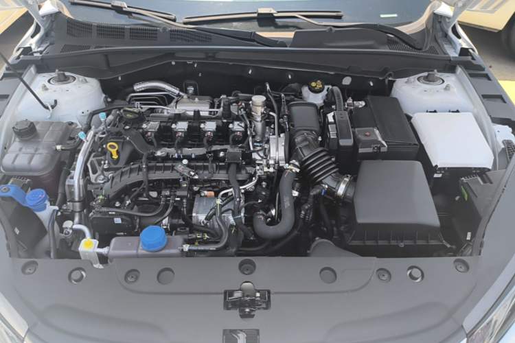 Used CHANGAN Eado 2025 Blue Whale 1.5T 500Bar Prestige Model Engine Bay